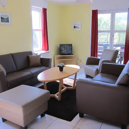 Detached With A Terrace In The Adelaarsgebergte * Starkov (Hradec Kralove)