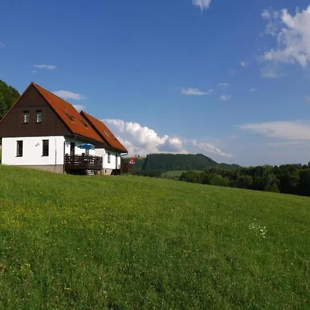 Detached With A Terrace In The Adelaarsgebergte